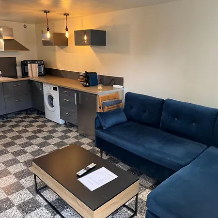 Apartment Riverside Serenity *